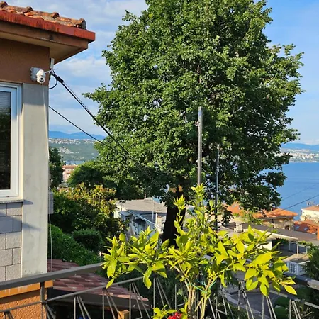 Elvira Apartment *